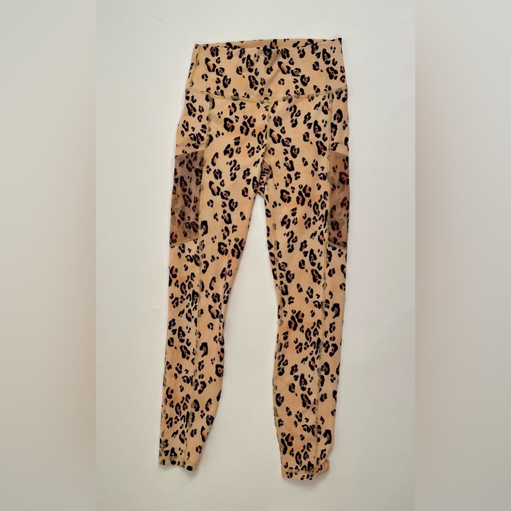 Fabletics Powerhold leopard print leggings S